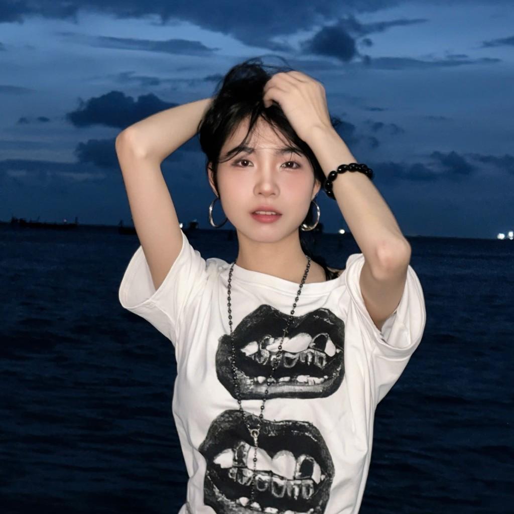 Thảo Linh (Laynah.thaw)